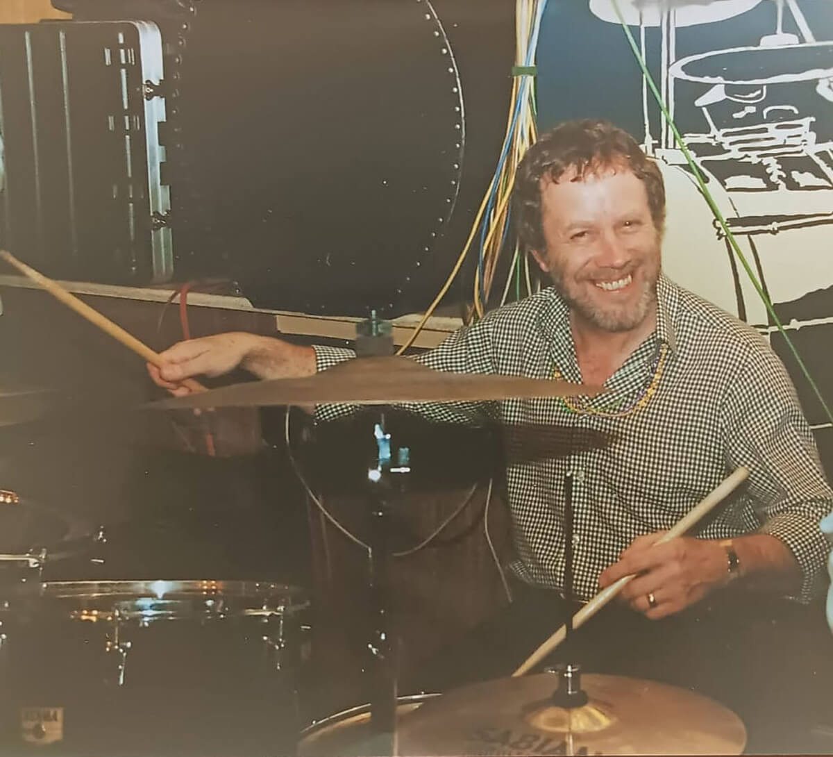 Tony Scriven drumming