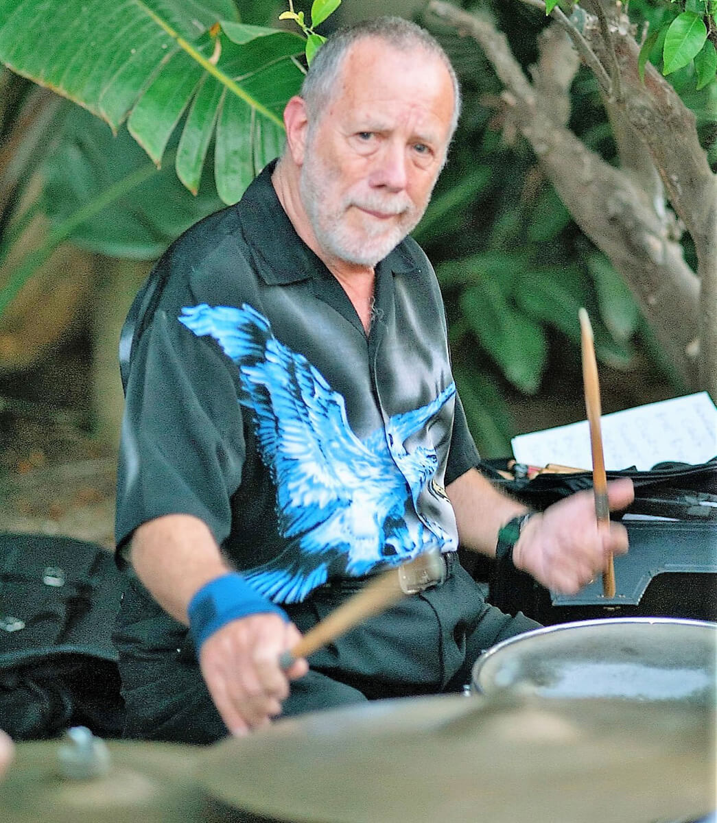 Tony Scriven drumming